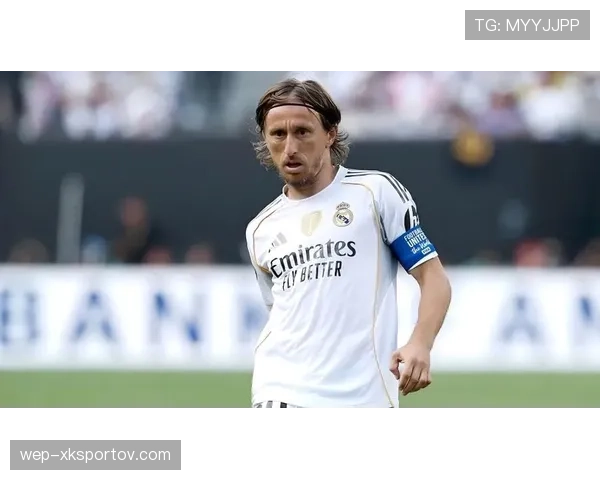 从萨格勒布迪纳摩到热刺核心：莫德里奇的崛起之路